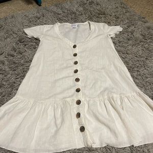 Cute white dress from Polly